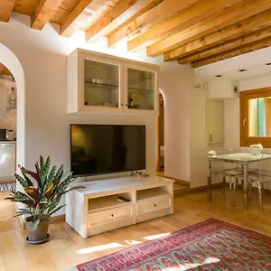 Downtown Apartment Verona